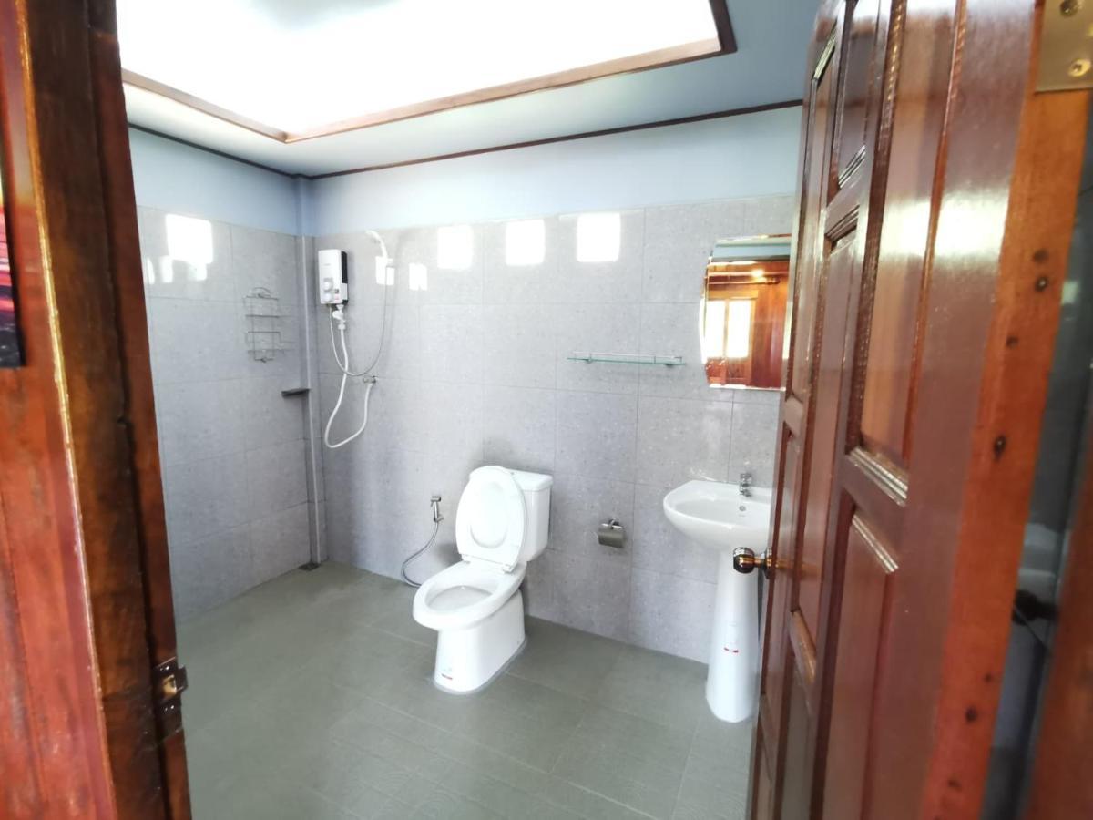 Walk In Homestay Ko Kut Exterior photo