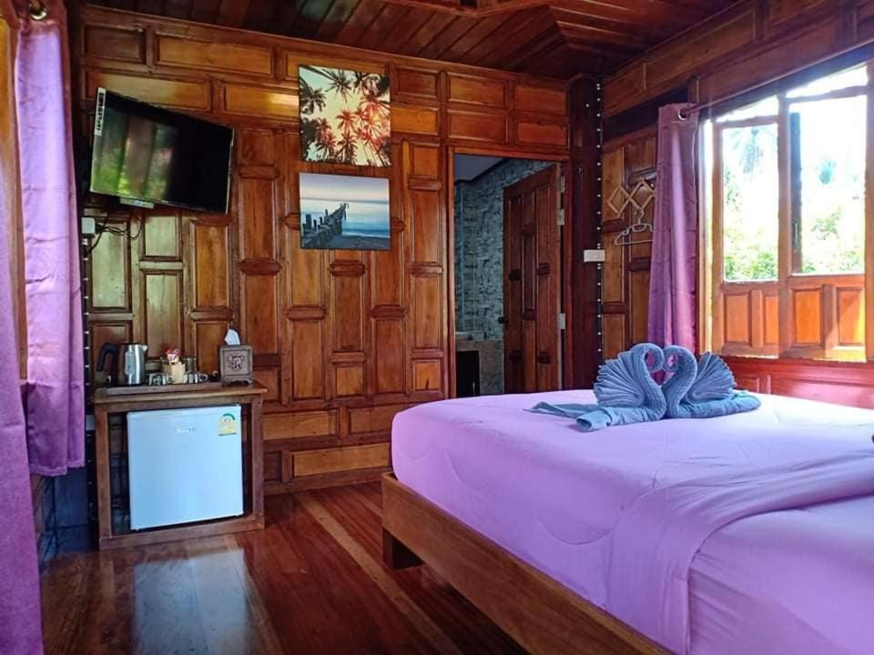 Walk In Homestay Ko Kut Exterior photo