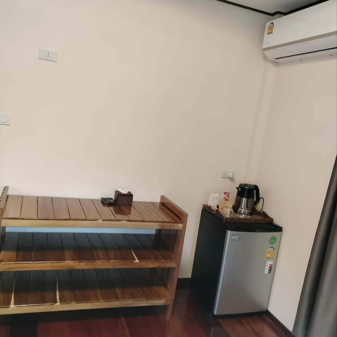 Walk In Homestay Ko Kut Exterior photo